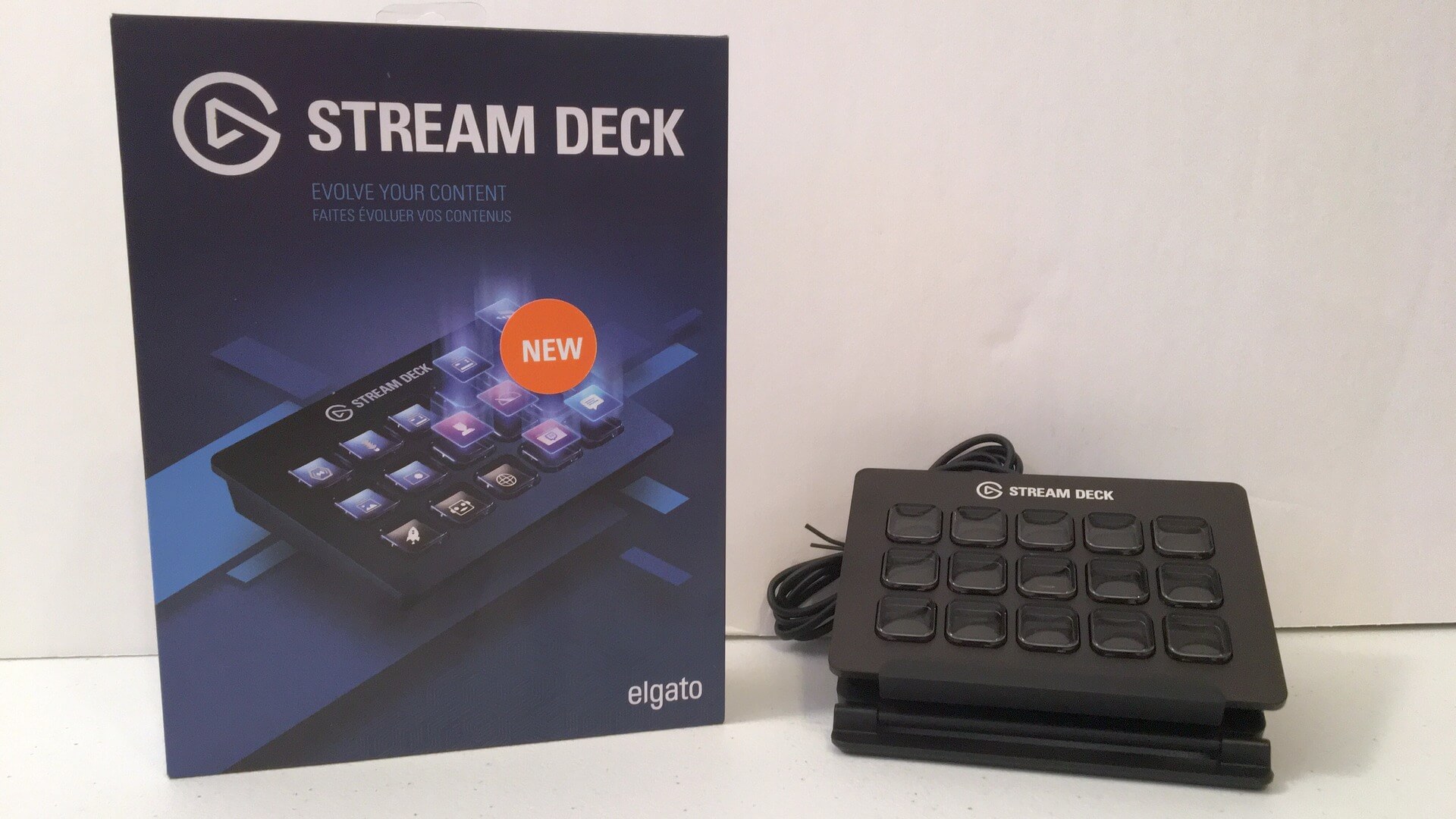 Elgato Stream Deck: A Great Tool for Streamers - Review