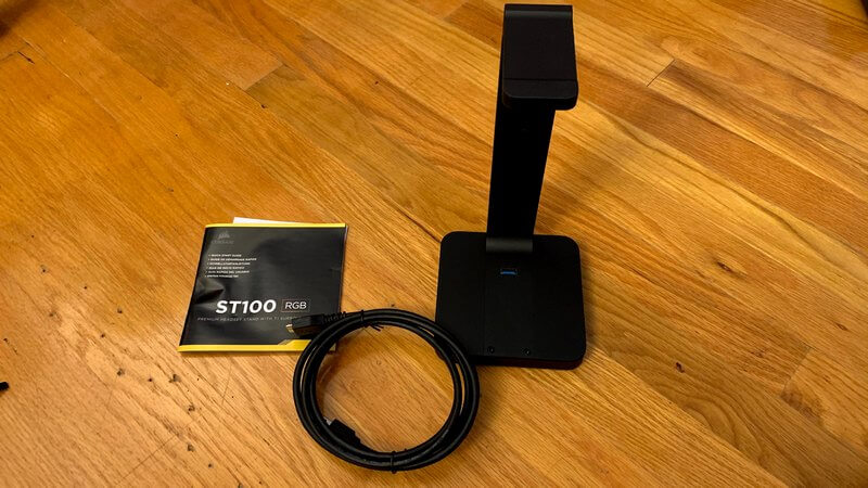 Photo of Corsair ST100 RGB Headset Stand and box contents