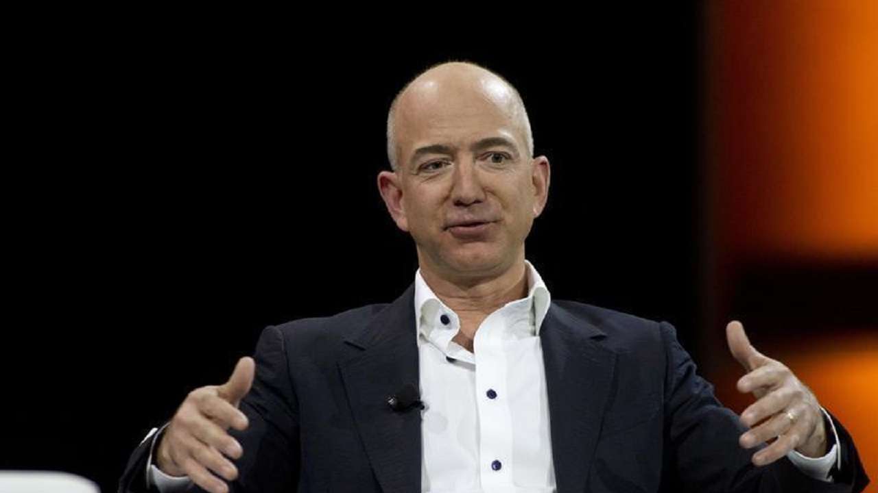 Jeff Bezos Steps Down as Amazon CEO | The Nerd Stash