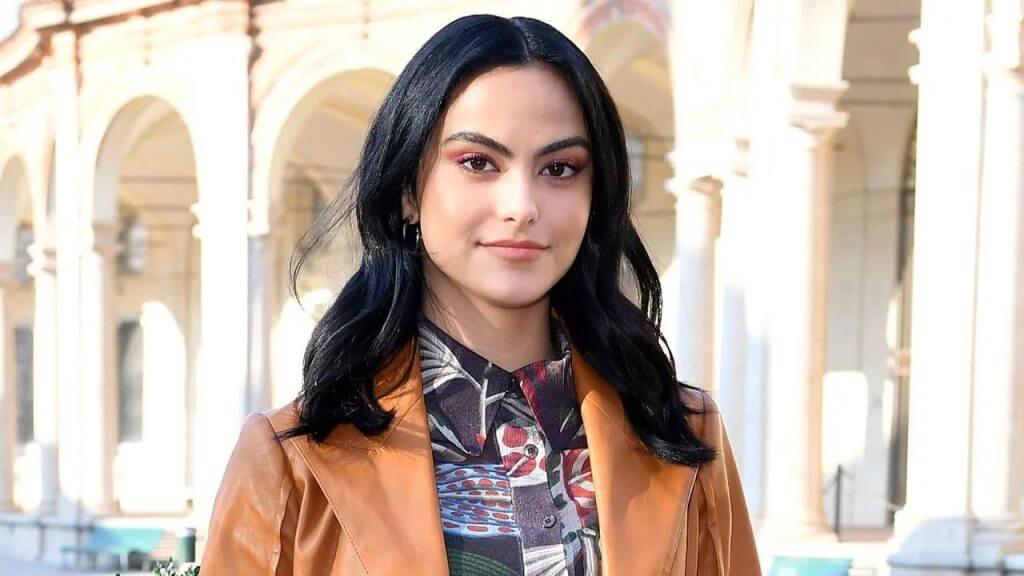 "Riverdale" star Camila Mendes to star in upcoming film "Musica"