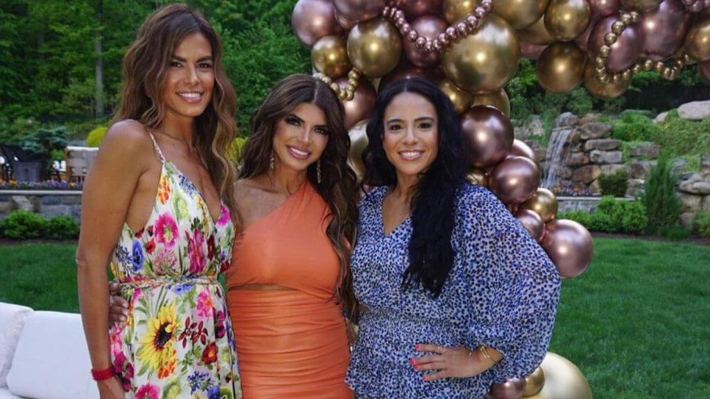 Teresa Giudice poses with her soon-to-be sisters-in-law