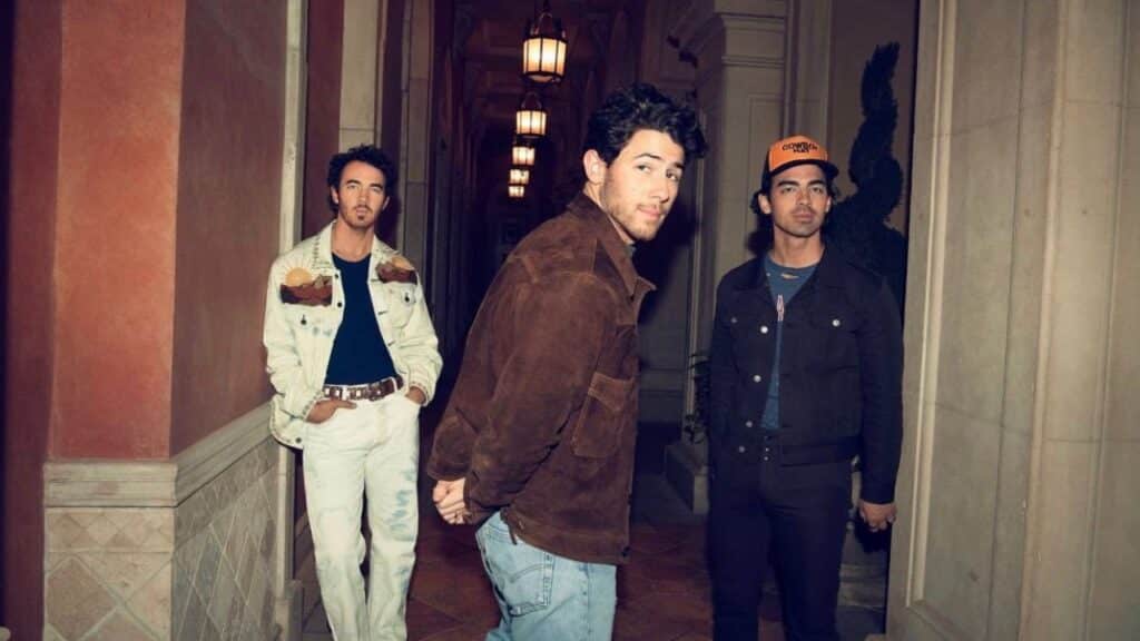 Jonas Brothers honored