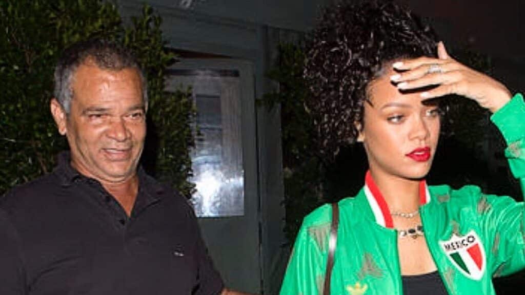 Rihanna-and-her-dad-Ronald-Fenty