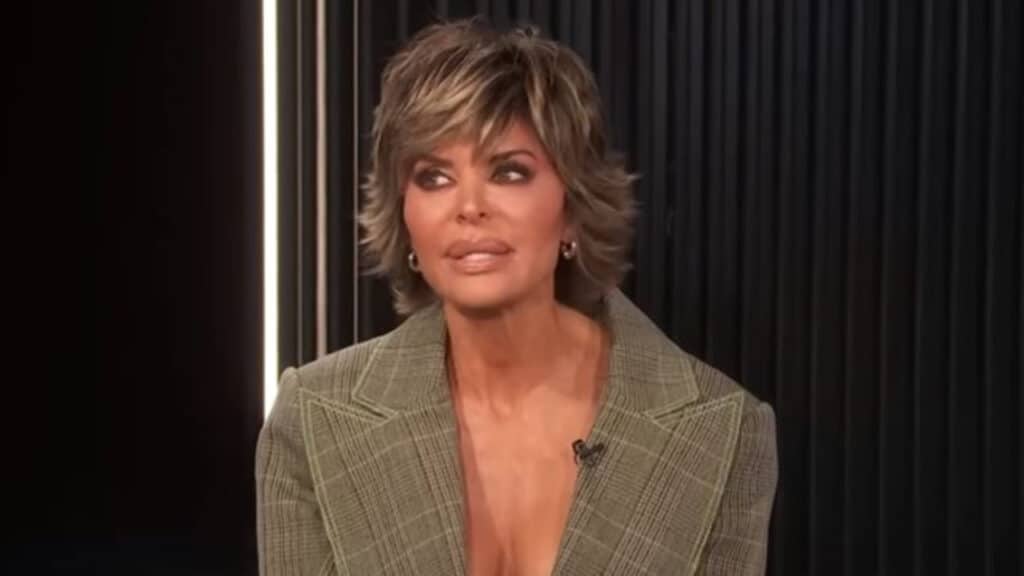 lisa-rinna-says-rhobh-will-be-missing-everything-after-her-exit