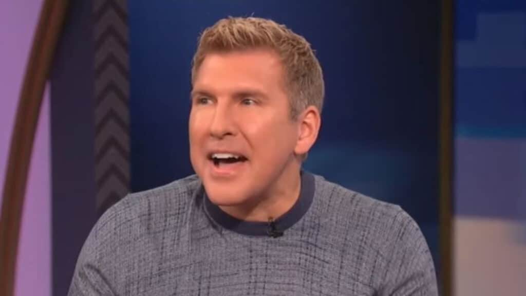 todd-chrisley-gives-daughter-savannah-chrisley-parenting-advice-from-prison