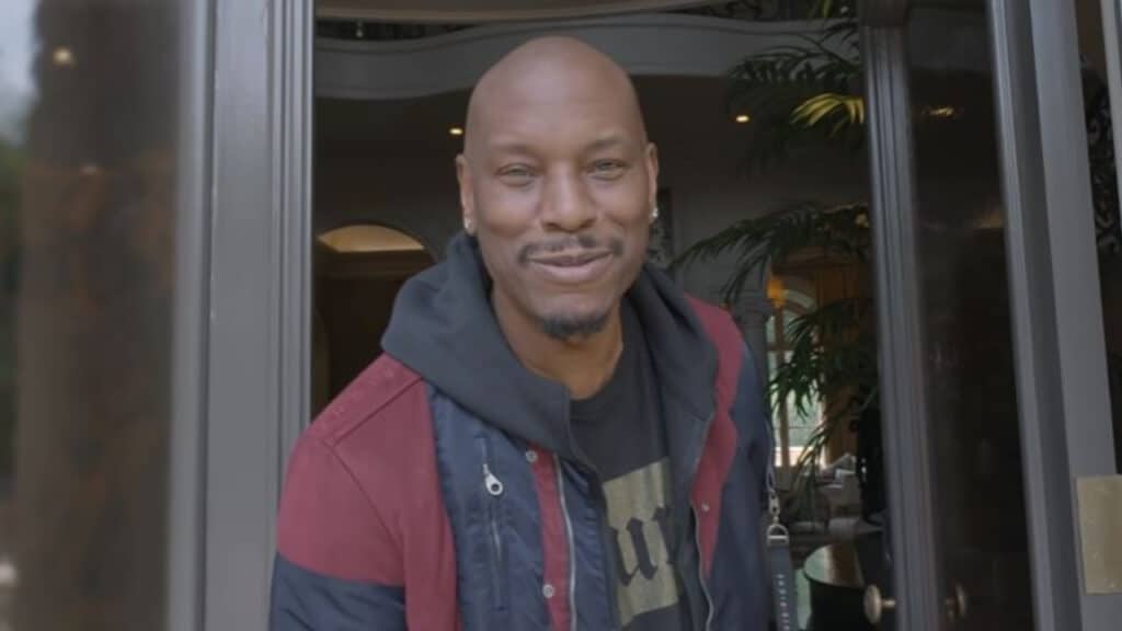 tyrese-gibson-gives-girlfriend-zelie-timothy-flowers
