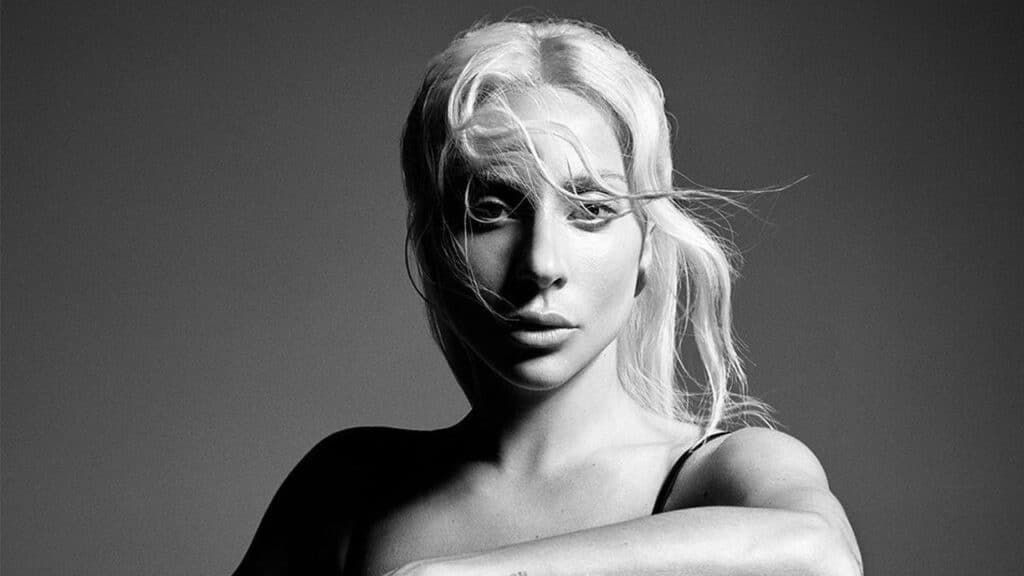 Lady Gaga make-up free
