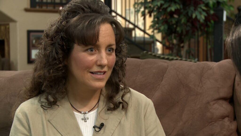 Michelle Duggar and daughters - new look