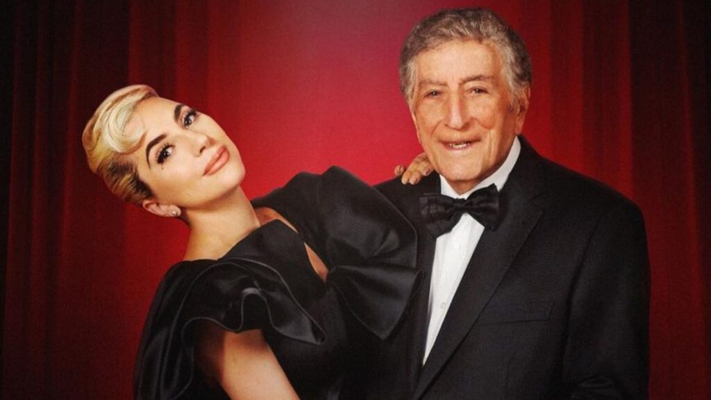 Lady Gaga and Tony Bennett pose together
