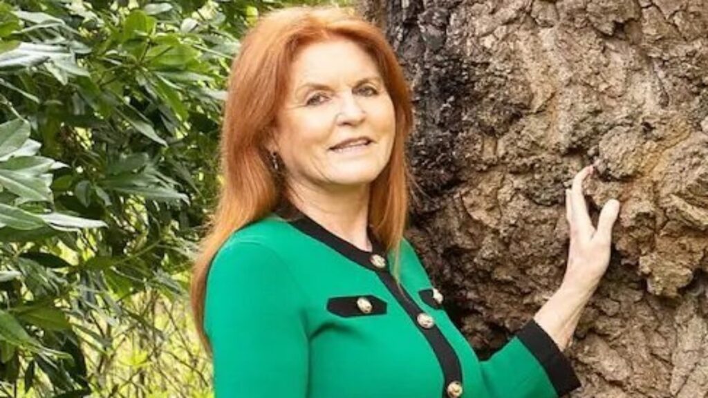 Sarah Ferguson poses outdoor weeks before opening up about cancer diagnosis