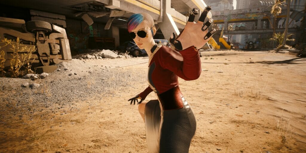 V strikes a martial arts pose with Gorilla Arms in Cyberpunk 2077
