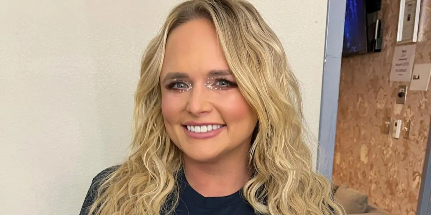 Miranda Lambert smiling