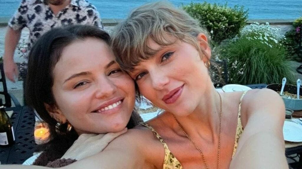 Best friends Selena Gomez and Taylor Swift