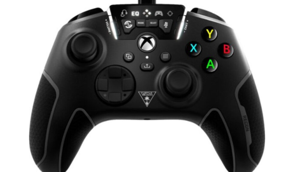 A Turtle Beach Xbox Controller, one of the best Xbox Black Friday deals