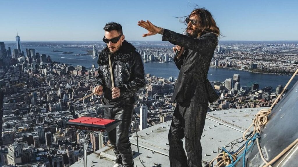 Jared Leto announces a new band tour after climbing the Empire State Building