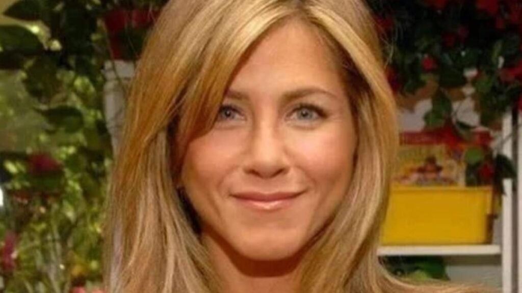 Jennifer Aniston close up