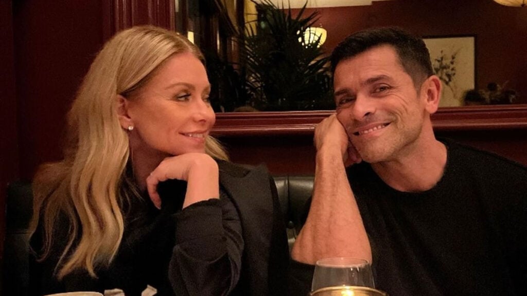 Kelly Ripa Brutally Mocks Her Husband After His Epic Fail on Live Show