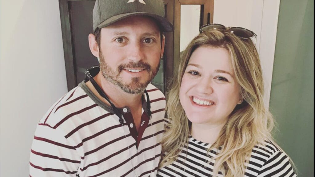 Kelly Clarkson's Ex Claims She Isn't Sexy Enough to Follow Her Dreams