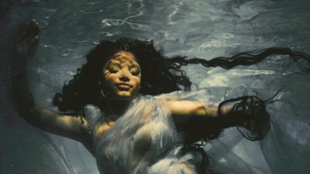 Halle Bailey's underwater maternity pictures, Halle Bailey's maternity pictures