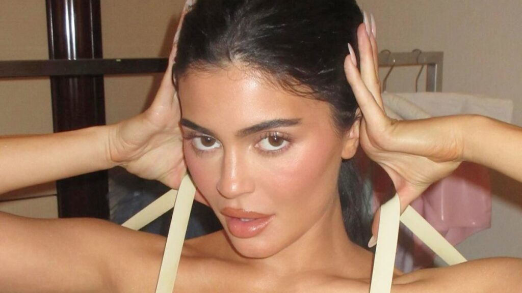 Kylie Jenner close up