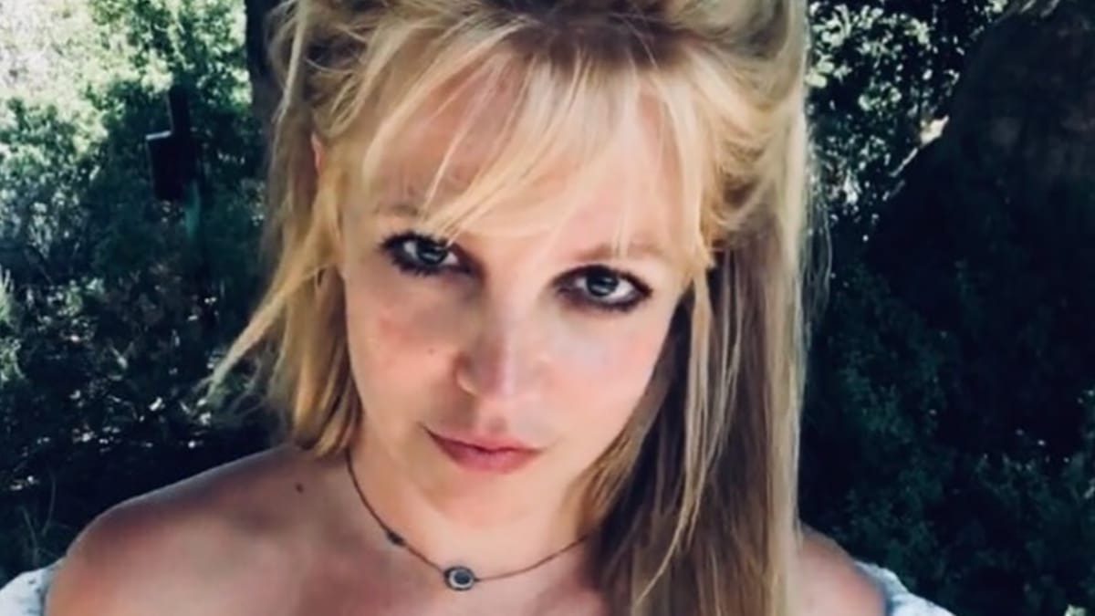 Britney Spears’ Mom Lynne Races to LA After Hotel Meltdown