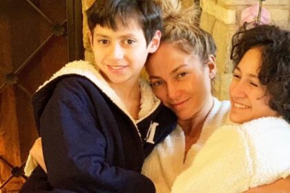 Jennifer Lopez with twins Max and Emma