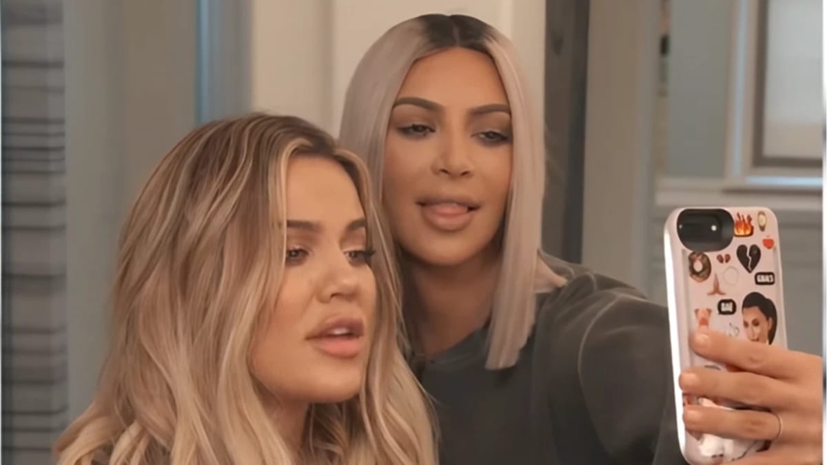 Kim Kardashian and sister Khloe Kardashian.