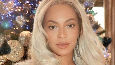 Beyoncé close up