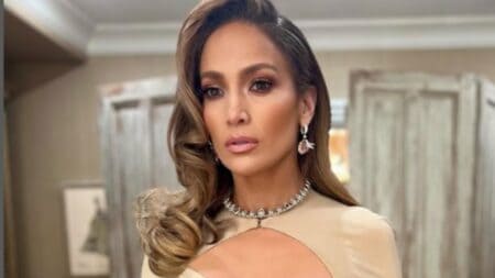 Jennifer Lopez attends event