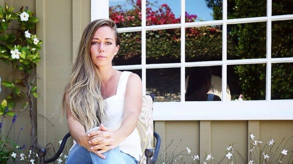 ‘Playboy’ Kendra Wilkinson Ends ‘Stressful’ Relationship for Her Mental Health