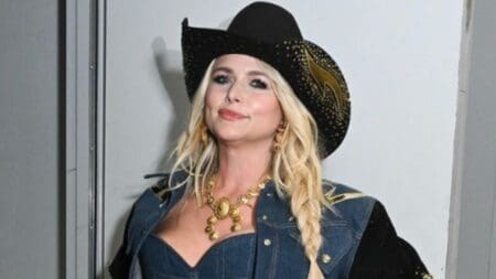 Miranda Lambert cowboy hat, award show