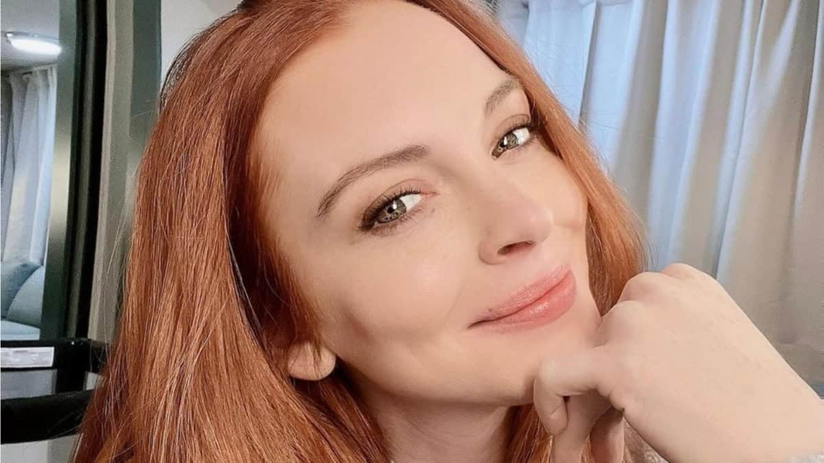 Lindsay Lohan Stuns in Tight Top Amid Rumors She Plans To Expose Wild Secrets About Celeb Friends