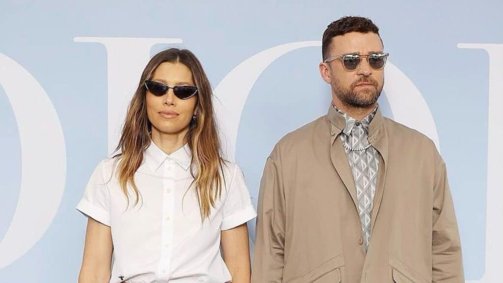 Jessica Biel and Justin Timberlake pose while wearing sunglasses