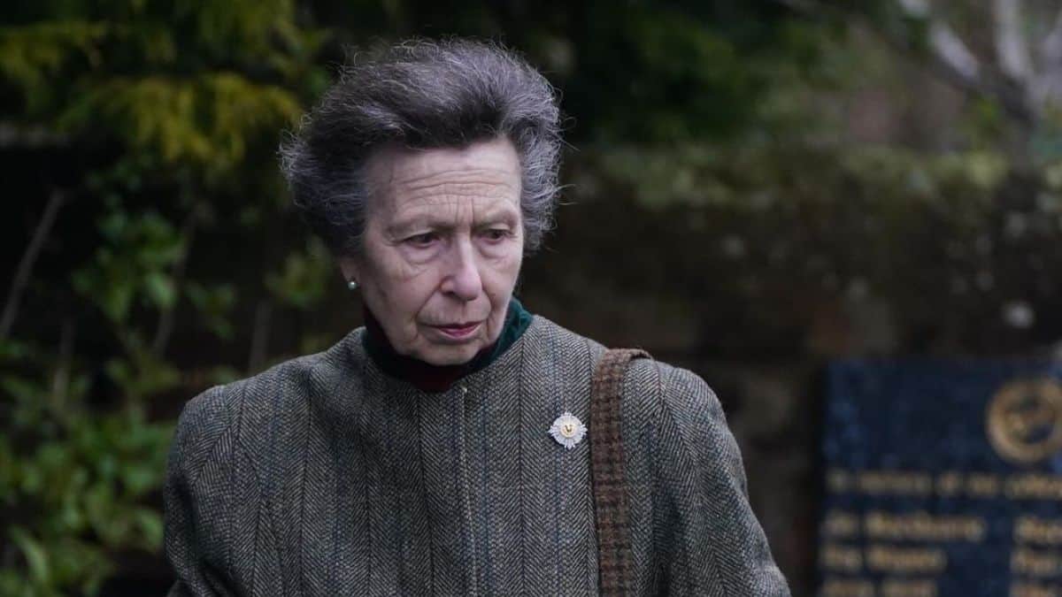 Princess Anne’s Memory Loss ‘Worrying’ As Hospital Stay Lengthens