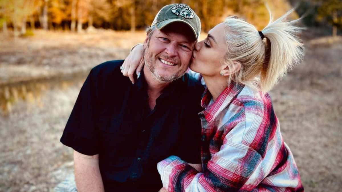 Gwen Stefani and Blake Shelton Can’t Keep Their Hands off of Each Other After Barely Escaping Divorce