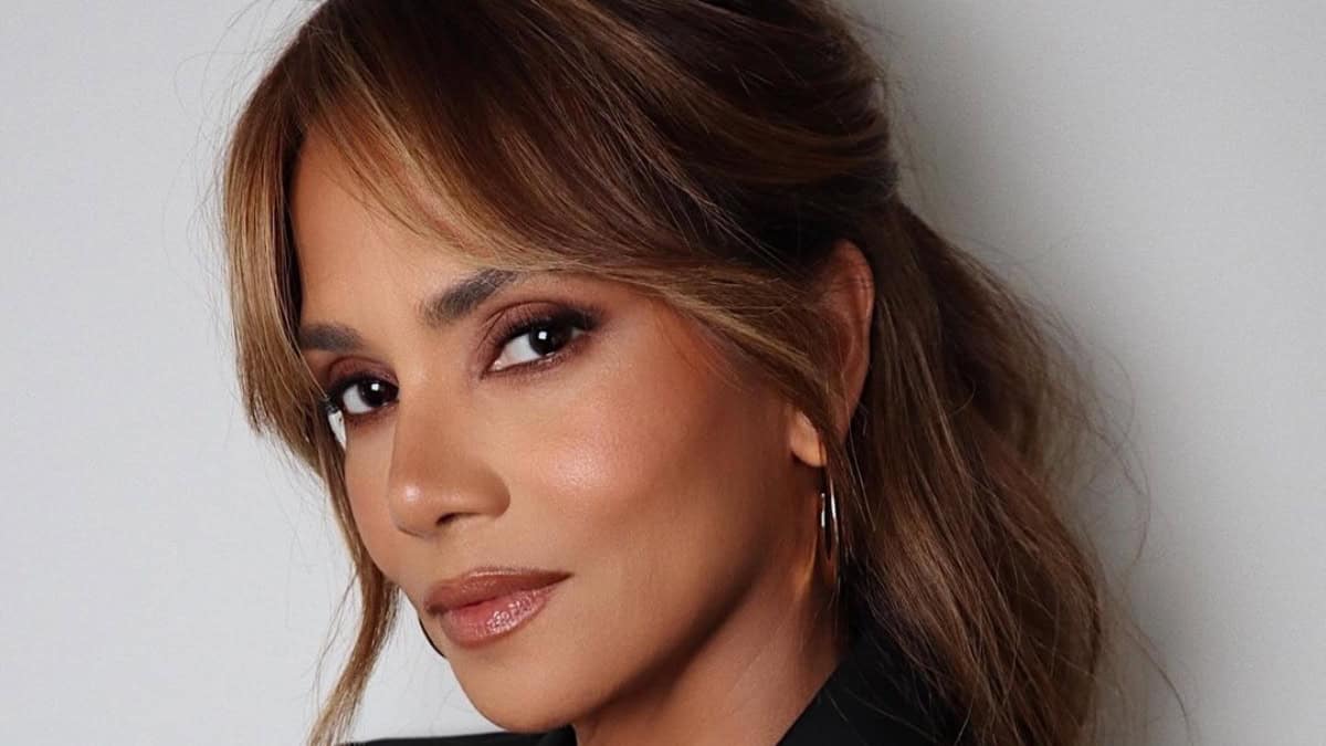 Halle Berry Awes With Surreal Workout for ‘Rise and Grind’ Monday