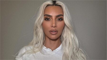 Kim Kardashian sans Vanna White
